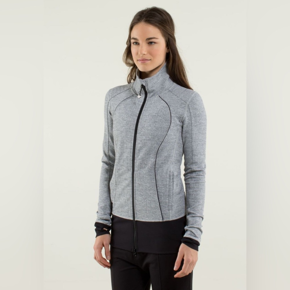 Lululemon Women's Size 8 Herringbone Grey Full Zip Nice Asana Jacket‎ Athletic